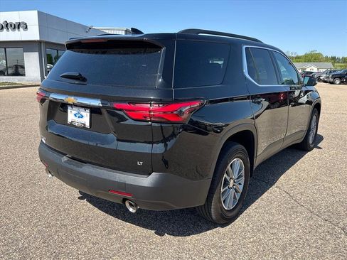 Used 2023 Chevrolet Traverse LT FWD image 5