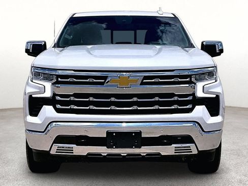 Used 2023 Chevrolet Silverado 1500 LTZ w/ Technology Package AWD/4WD image 3