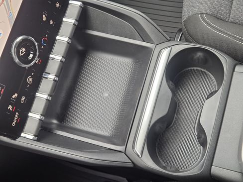 New 2027 GMC Terrain Elevation w/ LPO, Floor Liner Package FWD image 15