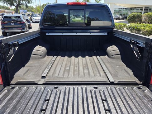 Used 2019 Nissan Frontier SV w/ Value Truck Package RWD image 7