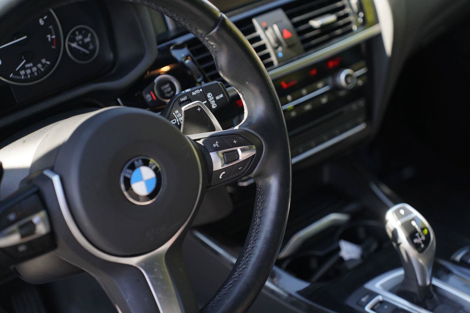 Used 2017 BMW X3 xDrive28i AWD/4WD image 12