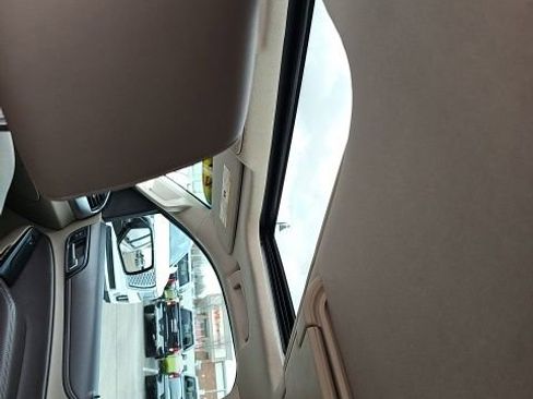 Used 2017 Chevrolet Tahoe LT image 35