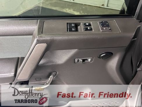 Used 2006 Nissan Titan SE image 25