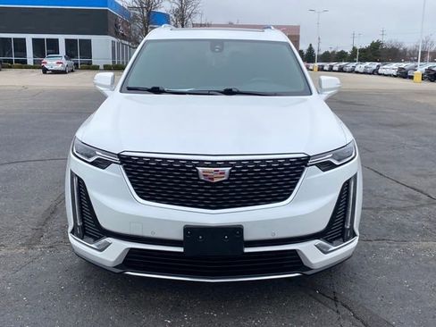 Certified 2024 Cadillac XT6 Luxury w/ LPO, Floor Liner Package FWD image 2