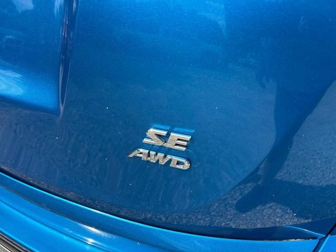 Used 2018 Toyota RAV4 SE w/ Power Extra Value Package image 17