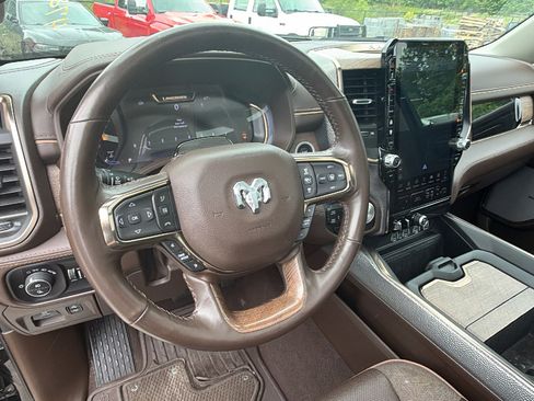 Certified 2025 RAM 1500 Limited AWD/4WD image 26