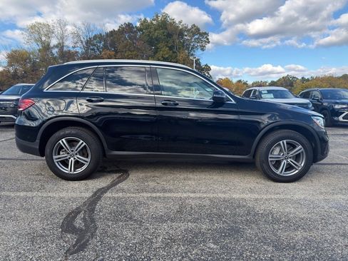 Certified 2022 Mercedes-Benz GLC 300 4MATIC w/ Premium Package Lite image 8