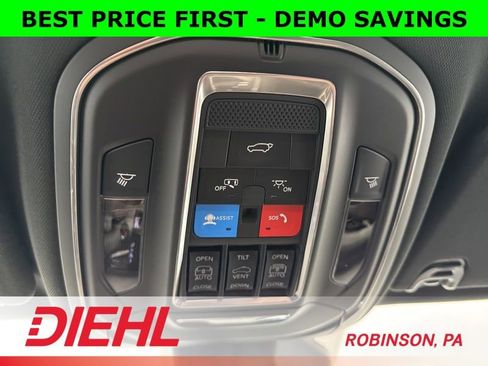 New 2026 Jeep Grand Wagoneer Limited w/ Premium Group II image 38