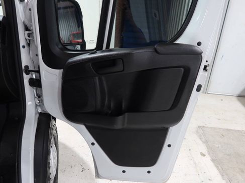 Used 2024 RAM ProMaster 2500 w/ Safety Group FWD image 13