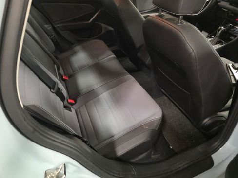 Used 2025 Volkswagen Jetta SE FWD image 9
