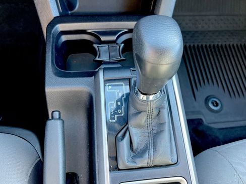 Used 2022 Toyota Tacoma SR5 image 14