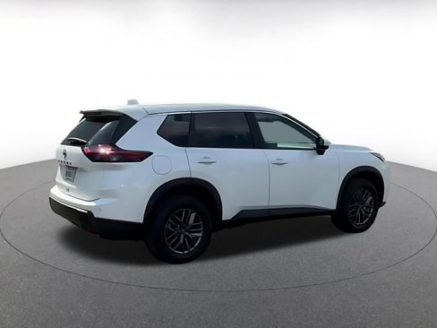 Used 2026 Nissan Rogue SV FWD image 14