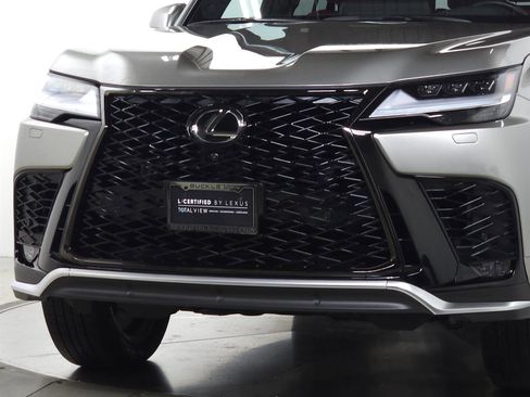 Used 2025 Lexus LX 700h F Sport w/ Accessory Package (Z1) AWD/4WD image 3