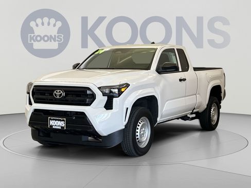 Used 2024 Toyota Tacoma SR RWD image 1