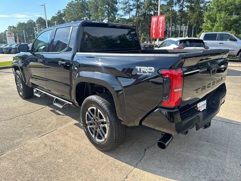 Certified 2026 Toyota Tacoma TRD Sport RWD image 3