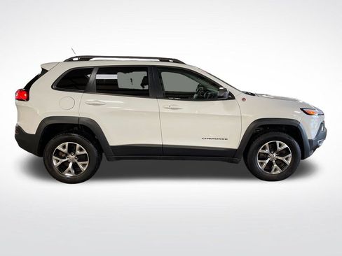 Used 2014 Jeep Cherokee Trailhawk w/ Comfort/Convenience Group AWD/4WD image 7