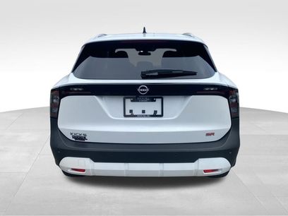 New 2026 Nissan Kicks SR w/ SR Premium Package