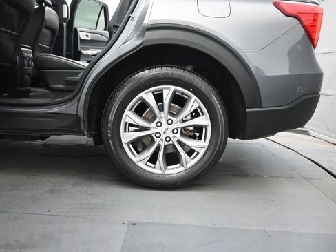 Certified 2023 Ford Explorer Limited image 23