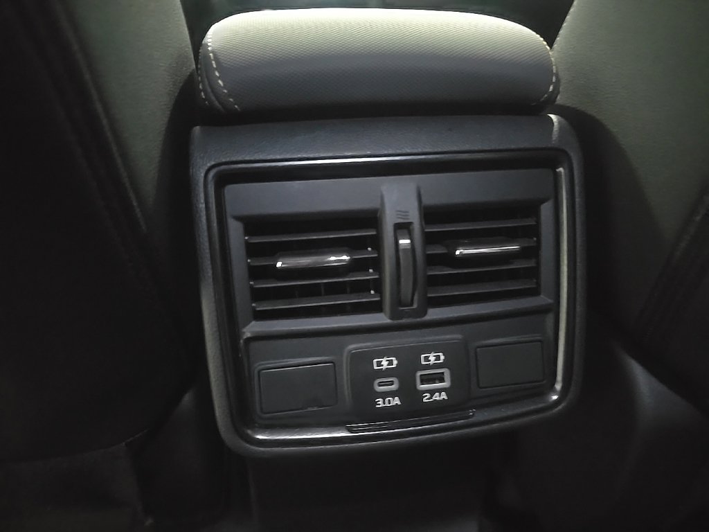Used 2026 Subaru Forester Wilderness AWD/4WD image 12
