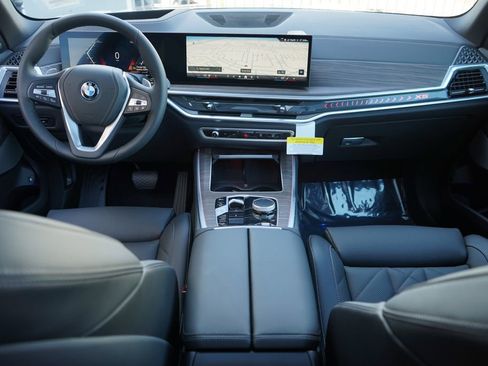 New 2026 BMW X5 xDrive50e w/ Premium Package image 15