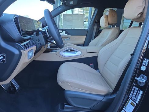 New 2026 Mercedes-Benz GLS 450 GLS 450 image 10