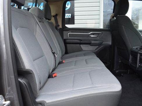 Used 2019 RAM 1500 Big Horn image 23