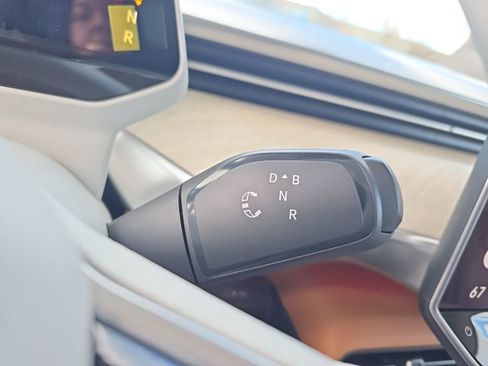 New 2025 Volkswagen ID. Buzz 1st Edition image 21