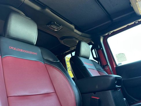 Used 2023 Jeep Wrangler Unlimited Rubicon 4xe image 18