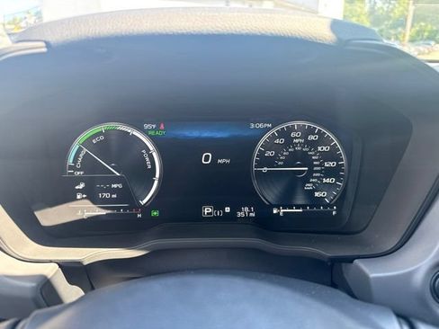 Used 2026 Subaru Crosstrek 2.5i Limited AWD/4WD image 18