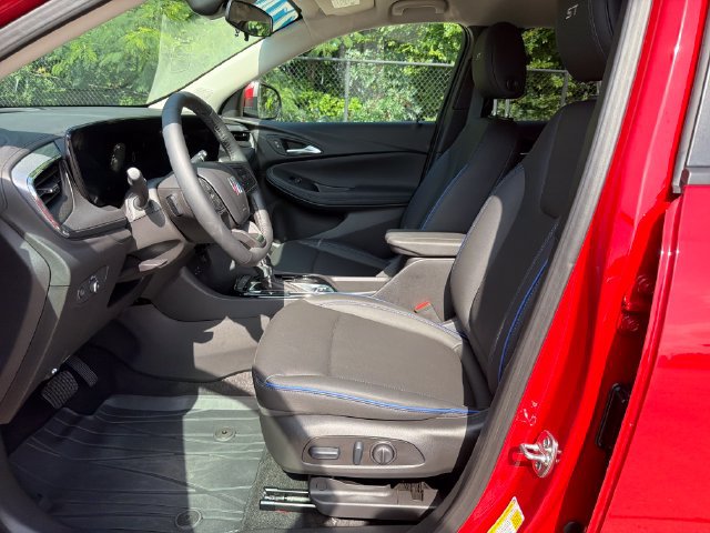 Used 2026 Buick Encore GX Sport Touring w/ Comfort Package FWD image 11