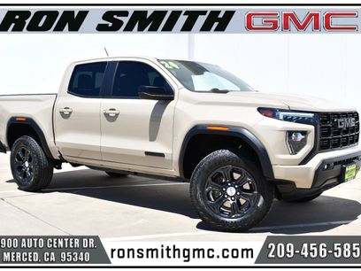 Used 2024 GMC Canyon Elevation w/ Convenience Package