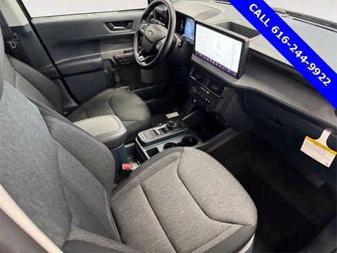 New 2025 Ford Maverick XLT w/ XLT Luxury Package image 6