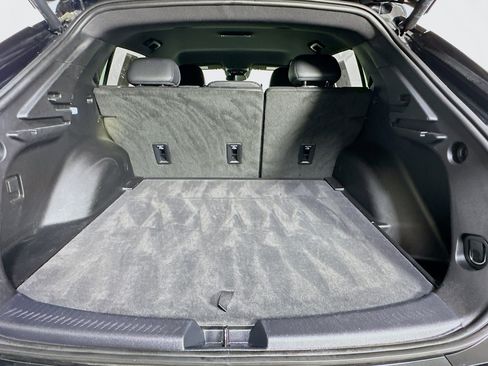 Used 2025 Chevrolet Equinox EV LT image 31