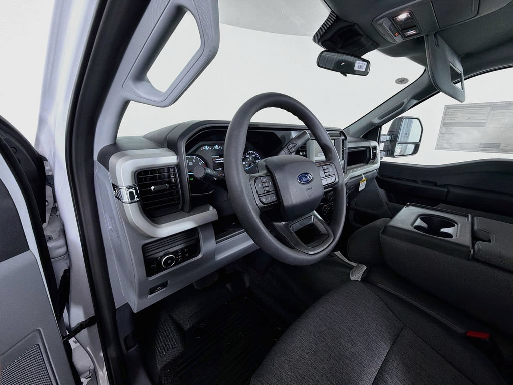 New 2027 Ford F350 XL w/ XL Driver Assist Package AWD/4WD image 9
