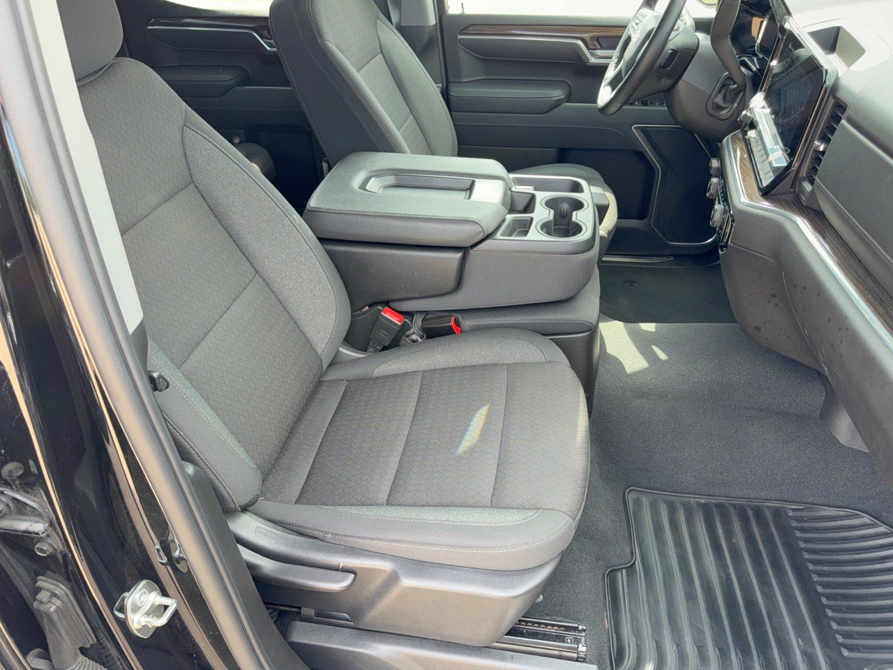 Used 2026 Chevrolet Silverado 1500 RST RWD image 30
