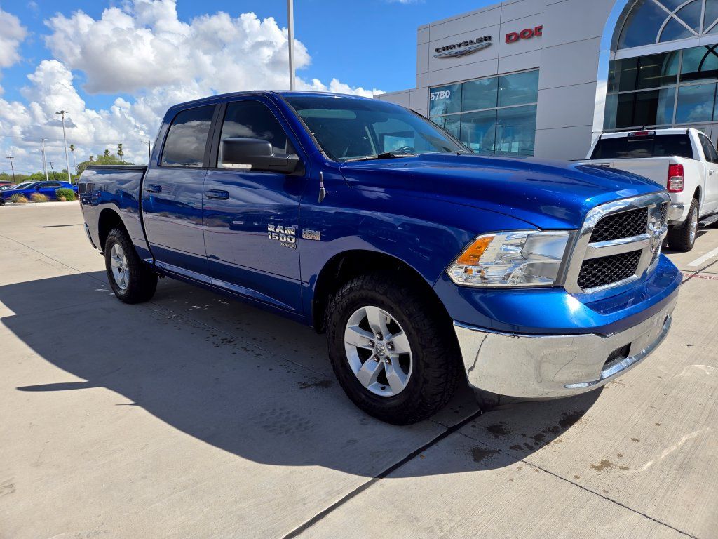 Used 2019 RAM 1500 Classic SLT w/ Luxury Group AWD/4WD image 1