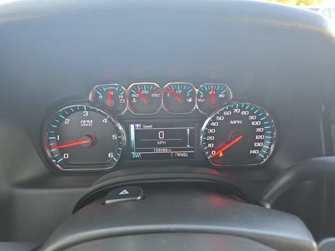 Used 2019 Chevrolet Tahoe LS AWD/4WD image 15