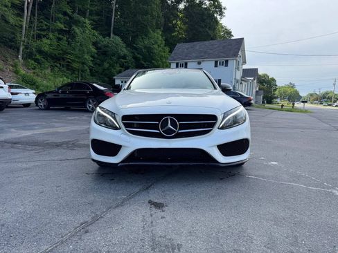 Used 2017 Mercedes-Benz C 300 4MATIC Sedan image 2