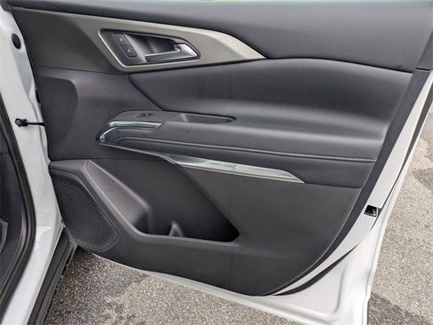 New 2026 Chevrolet Traverse LT w/ Sun and Wheel Package image 37