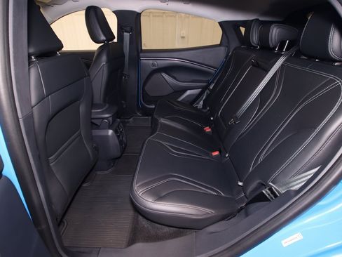 Certified 2024 Ford Mustang Mach-E Premium image 16