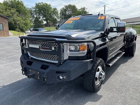Used 2015 GMC Sierra 3500 Denali w/ Duramax Plus Package AWD/4WD image 23