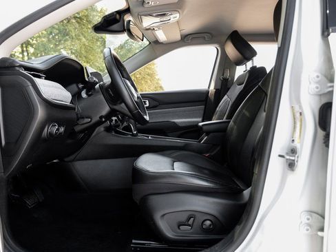 Used 2022 Jeep Compass Latitude image 42