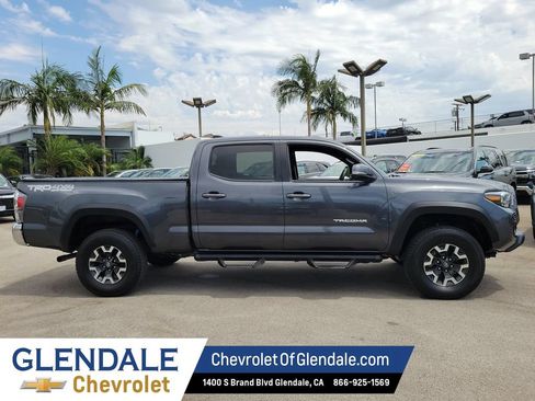 Used 2023 Toyota Tacoma TRD Off-Road AWD/4WD image 10