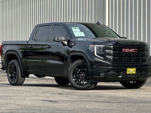Used 2023 GMC Sierra 1500 Elevation RWD image 2