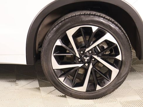 Used 2024 Mitsubishi Outlander SEL FWD image 18