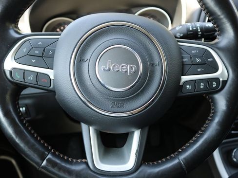 Used 2021 Jeep Compass Latitude w/ Driver Assistance Group AWD/4WD image 22