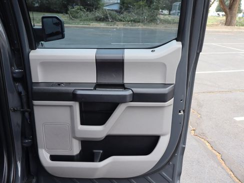 Used 2016 Ford F150 XL w/ Equipment Group 101A Mid AWD/4WD image 25
