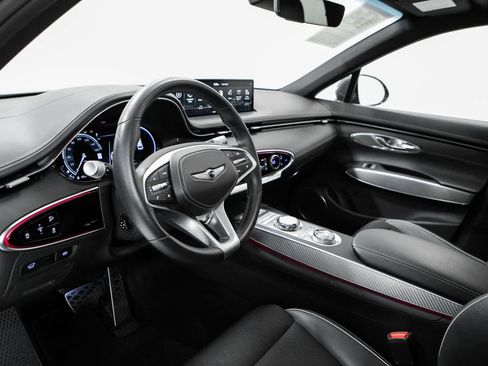 Used 2023 Genesis GV70 2.5T w/ Sport Prestige Package AWD/4WD image 4
