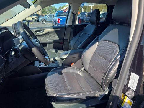 Used 2022 Ford Escape SEL AWD/4WD image 9