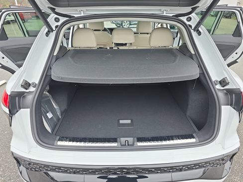 New 2026 Audi Q3 quattro 2.0T image 13